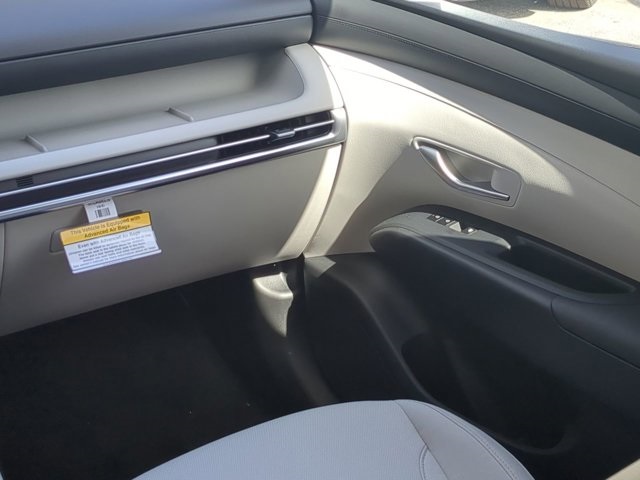 2025 Hyundai Tucson SEL photo 16