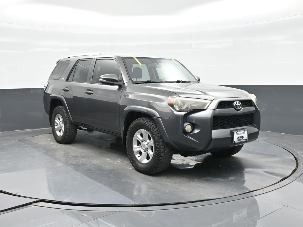 2014 Toyota 4Runner SR5 photo 11