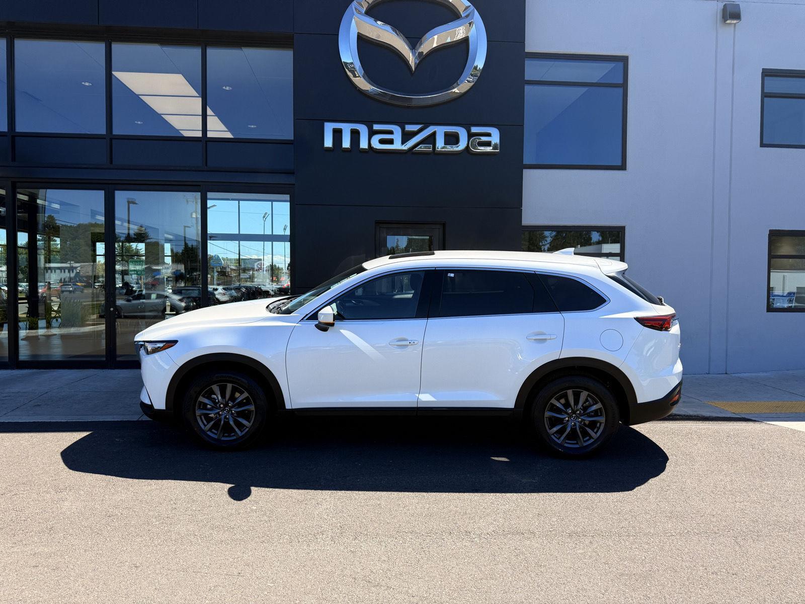 2022 Mazda CX-9 Touring photo 3