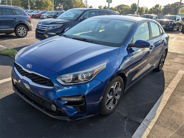 2020 Kia Forte LXS photo 2
