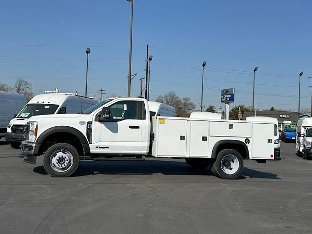 2024 Ford F-550 XL photo 4