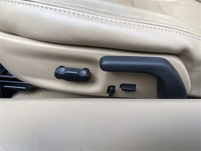 2008 Chevrolet Corvette Base photo 16