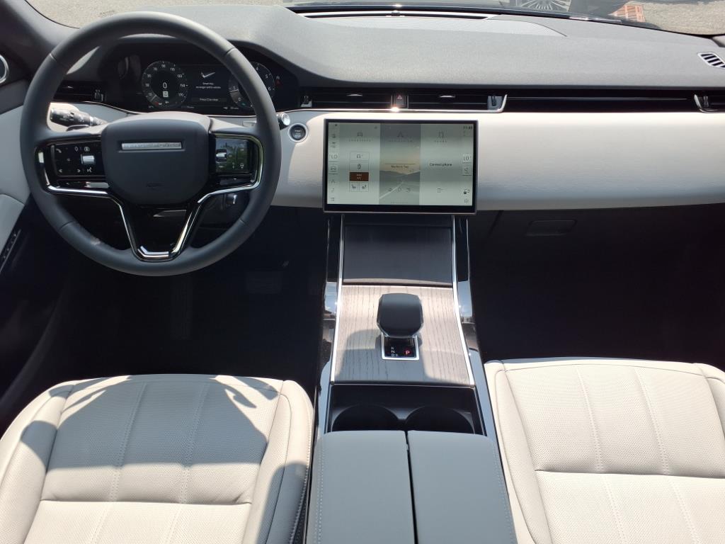 2026 Land Rover Range Rover Evoque S photo 4