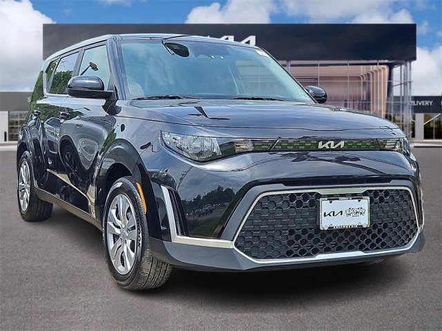 Certified Used 2023 Kia Soul LX FWD 4D Hatchback