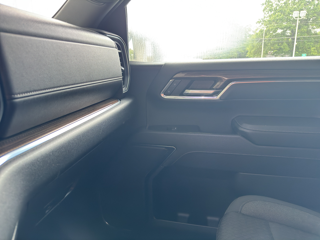 2023 Chevrolet Silverado 1500 LT photo 14