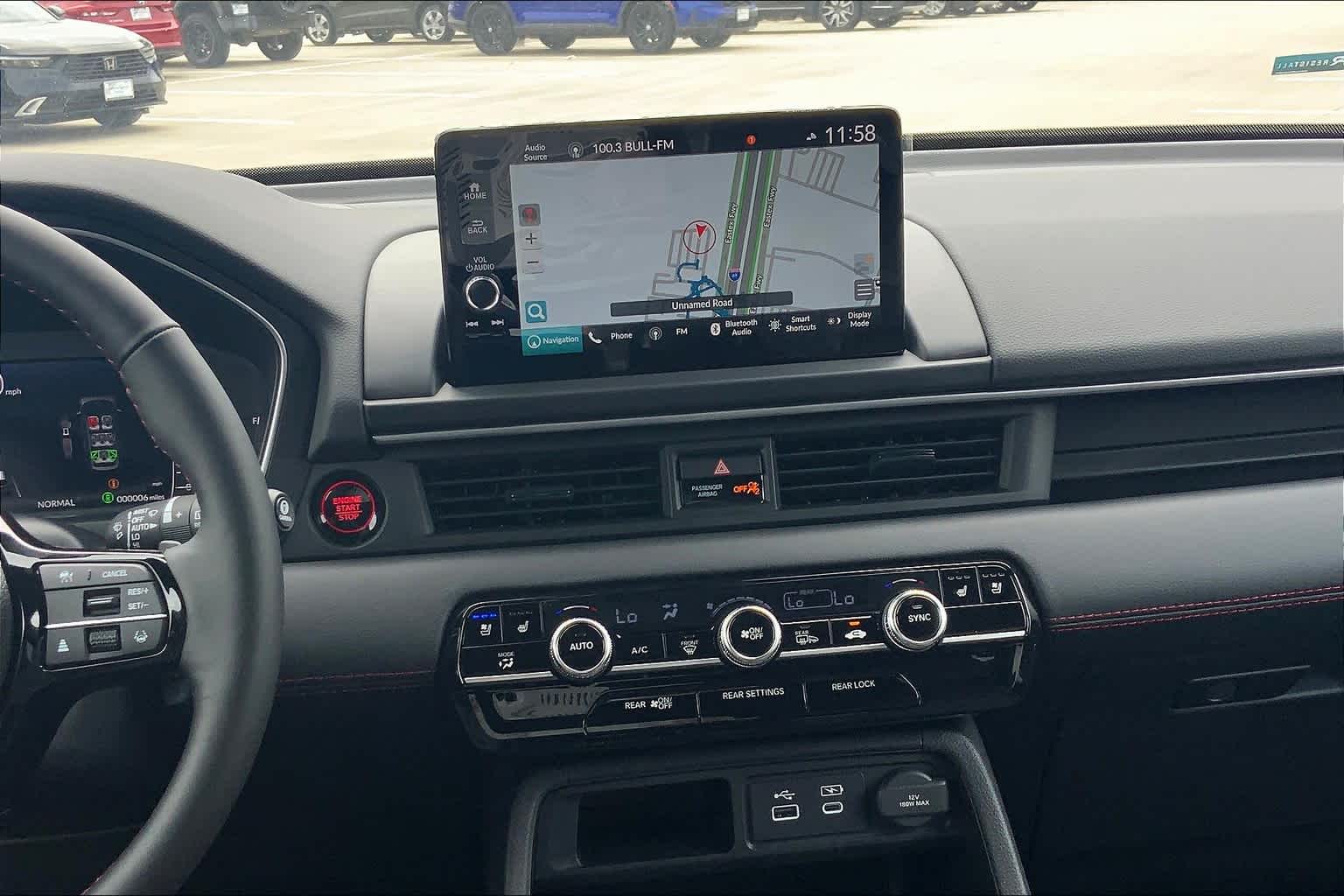 2025 Honda Pilot Black Edition photo 4