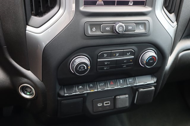 2022 Chevrolet Silverado 1500 Custom photo 15
