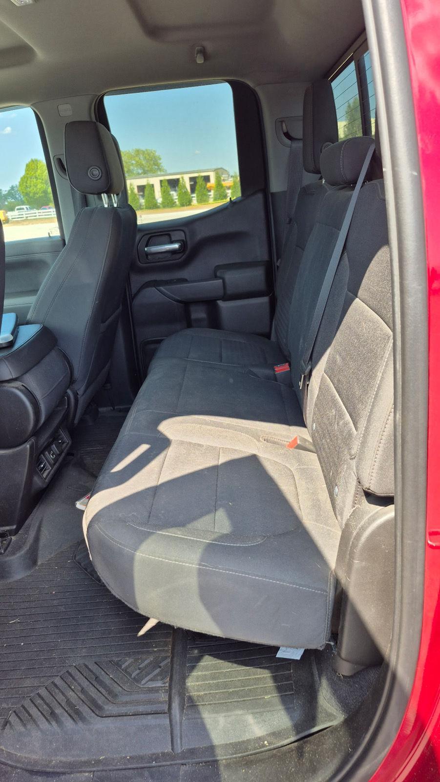 2020 Chevrolet Silverado 1500 LT photo 9