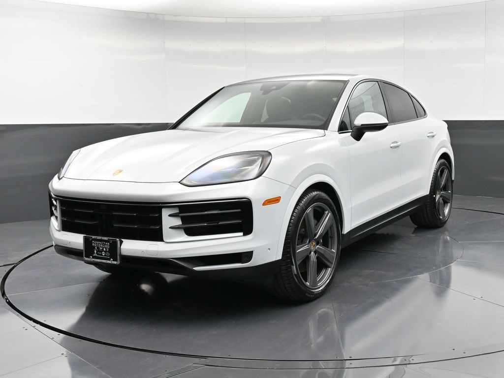 2024 Porsche Cayenne Coup Base's photo