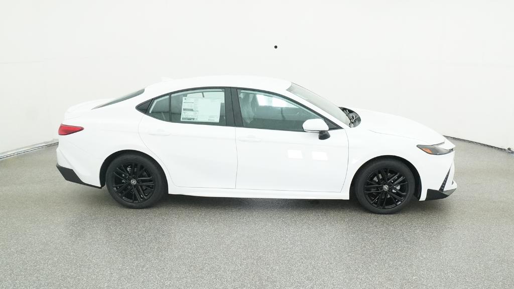 2025 Toyota Camry SE photo 25