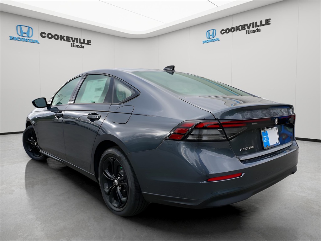 2025 Honda Accord SE photo 4