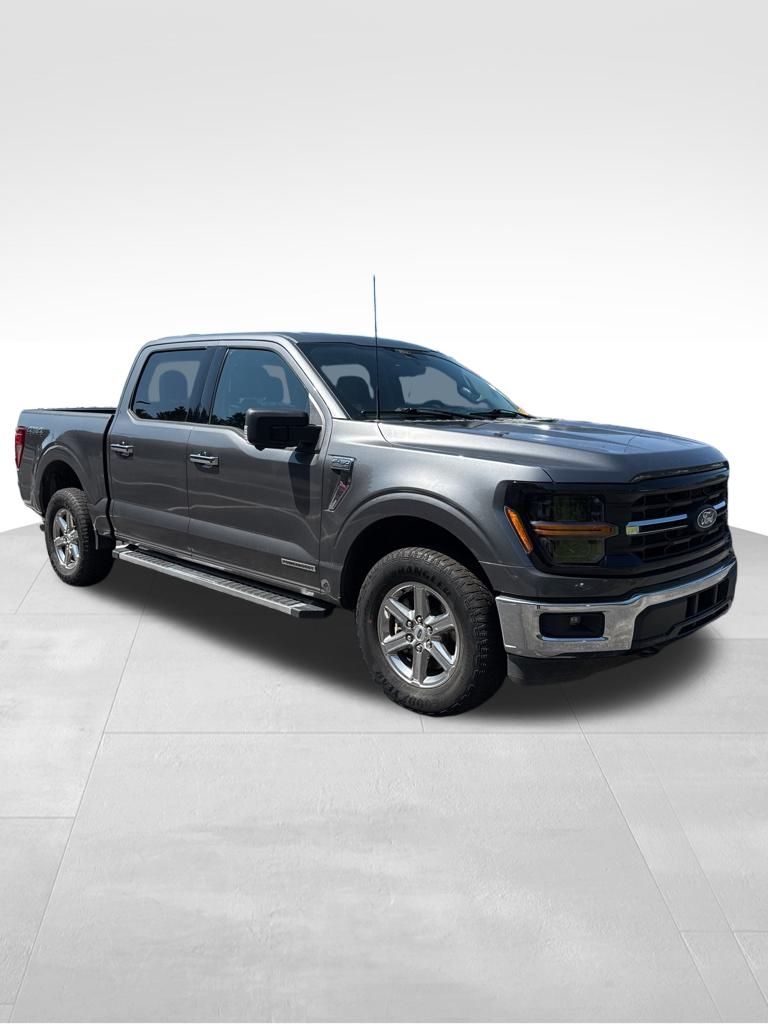 2024 Ford F-150 XLT photo 3