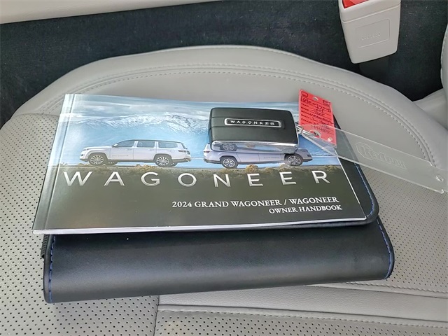 2024 Jeep Wagoneer L Base photo 7