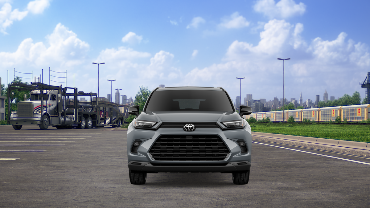 2026 Toyota Highlander Hybrid photo 17