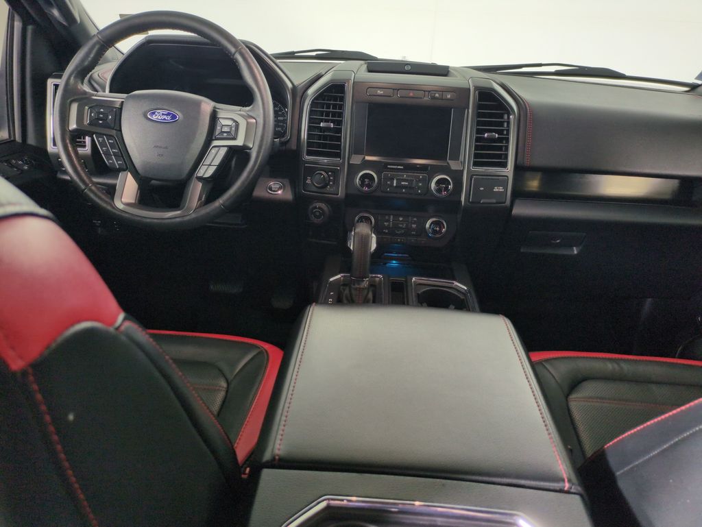 2020 Ford F-150 Lariat photo 16