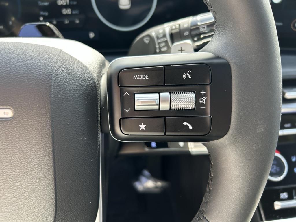 2025 Hyundai Santa Fe Limited photo 13