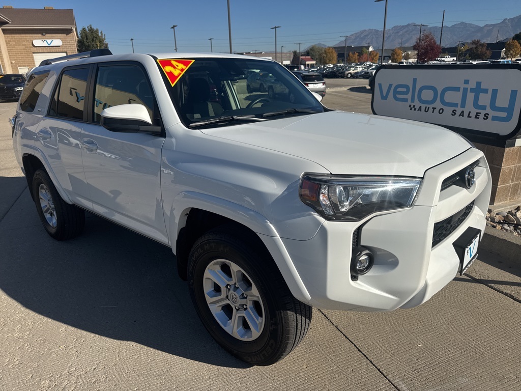 2024 Toyota 4Runner SR5's photo