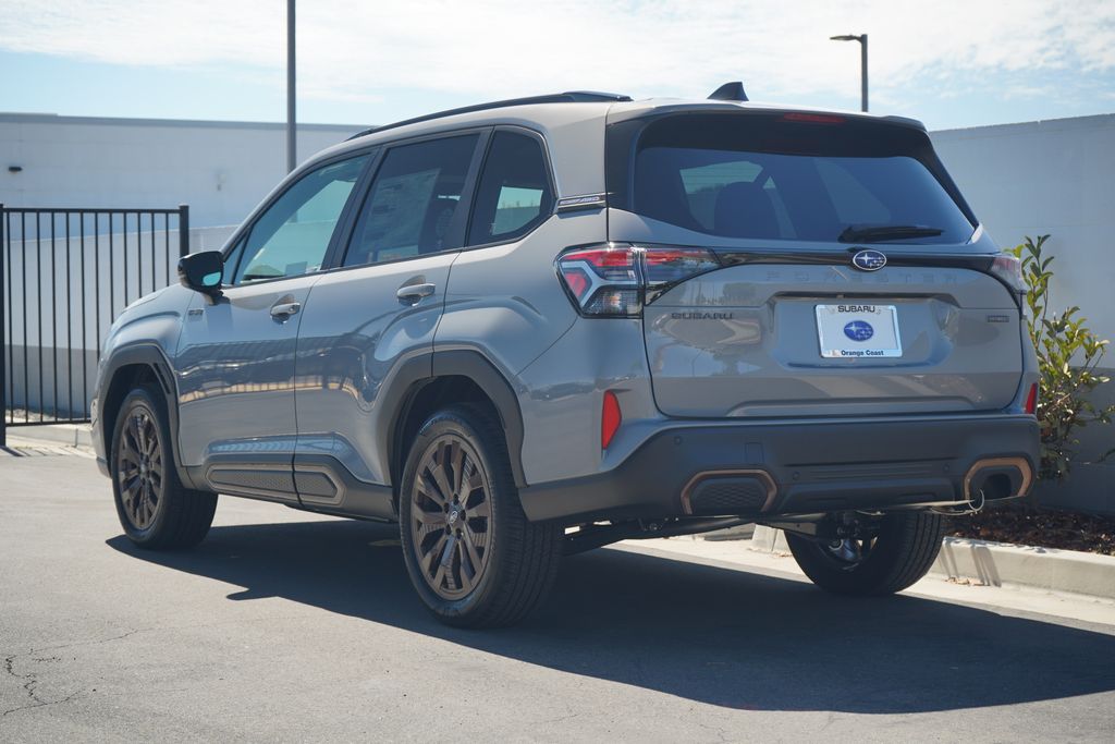 2025 Subaru Forester Sport photo 2