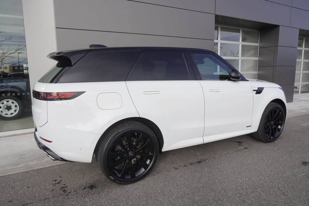 2025 Land Rover Range Rover Sport Autobiography photo 3