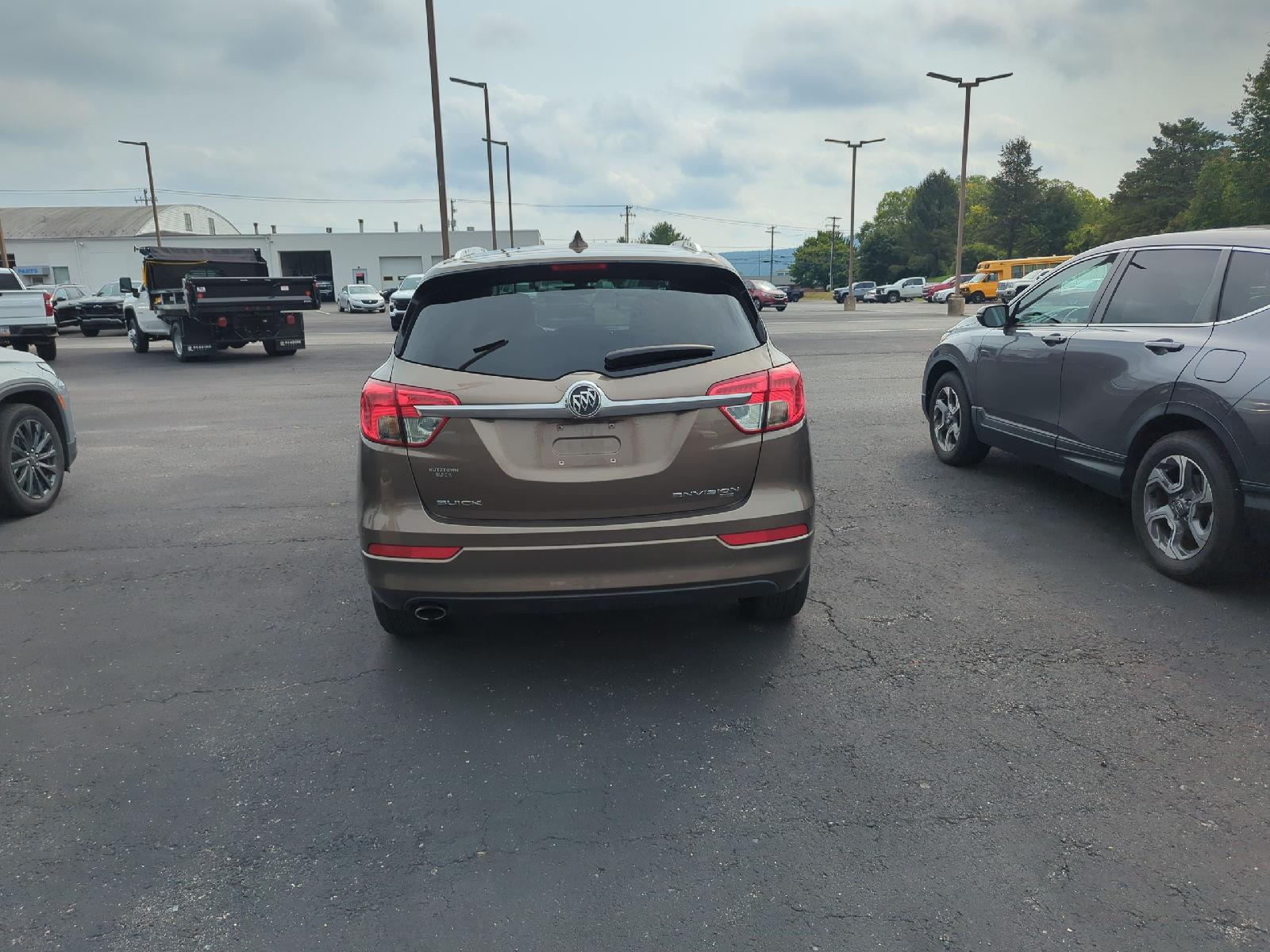 2017 Buick Envision Essence photo 2