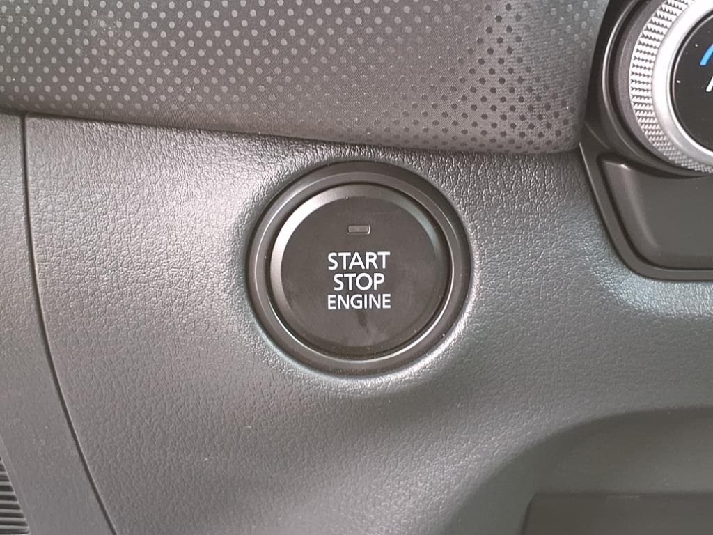 2025 Mazda CX-50 Preferred photo 10