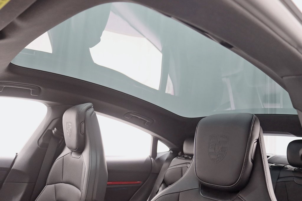 2023 Porsche Taycan 4S photo 28