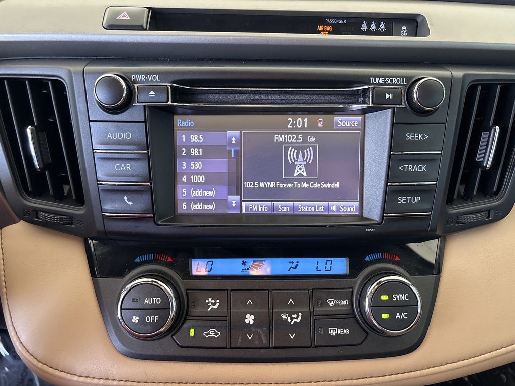 2018 Toyota RAV4 XLE photo 26