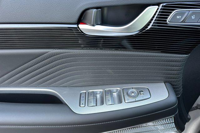 New 2025 Typhoon Silver Hyundai Calligraphy FWD image 8
