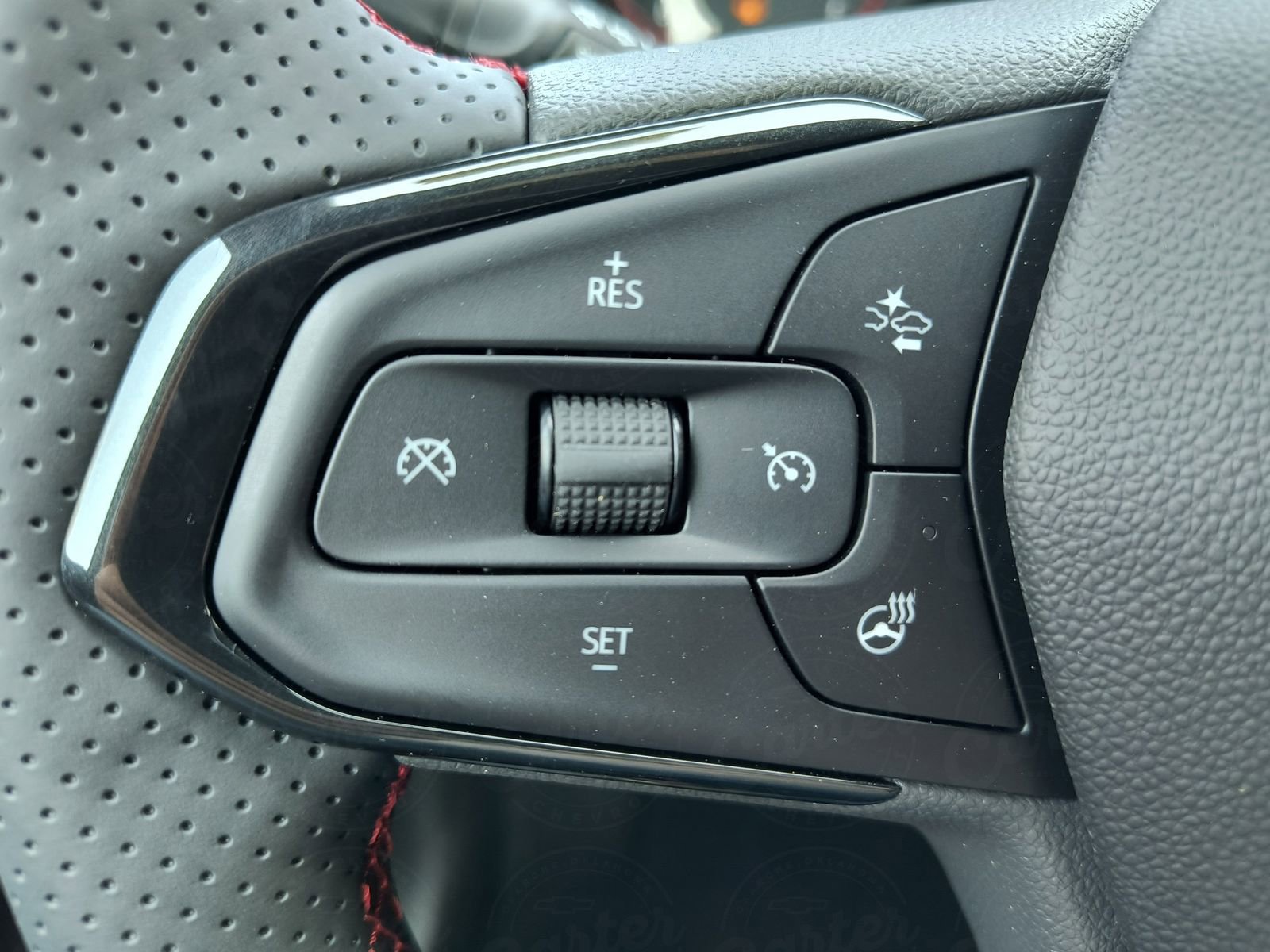 2025 Chevrolet Trax photo 17