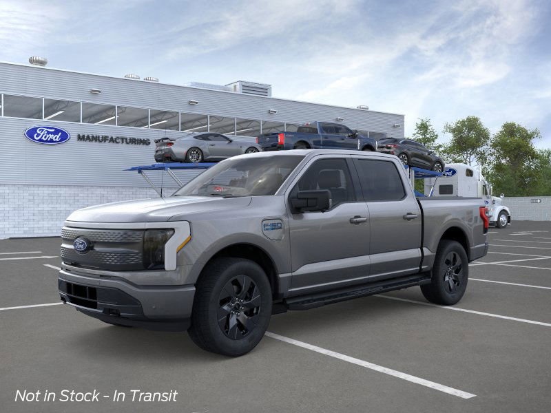 2025 Ford F-150 Lightning Flash's photo