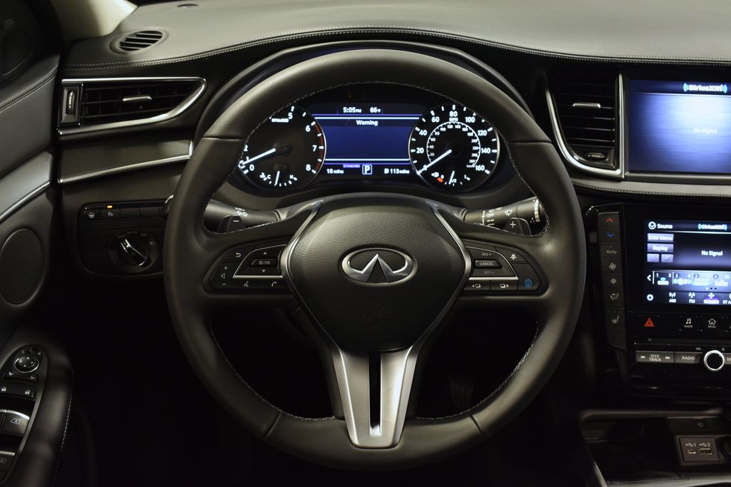 2025 Infiniti QX50 Luxe AWD photo 18