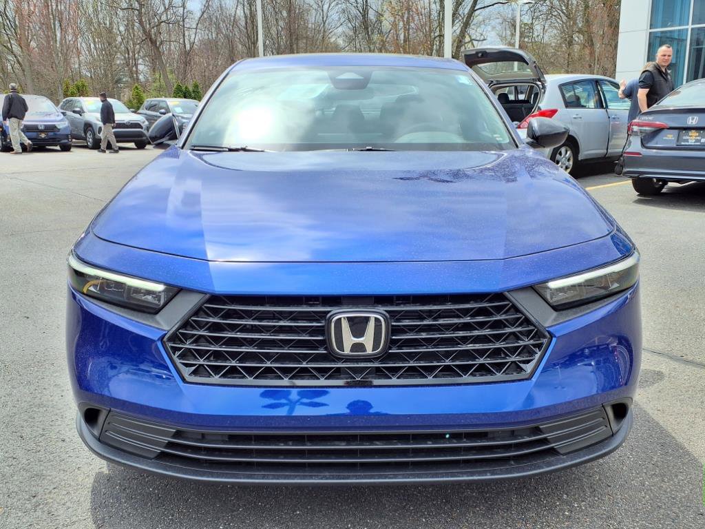 2025 Honda Accord Hybrid Sport photo 2