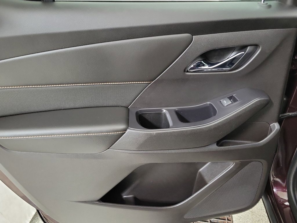 2018 Chevrolet Traverse Premier photo 18