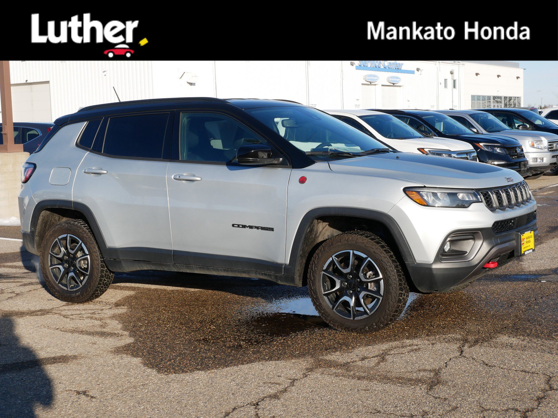 2024 Jeep Compass Trailhawk's photo