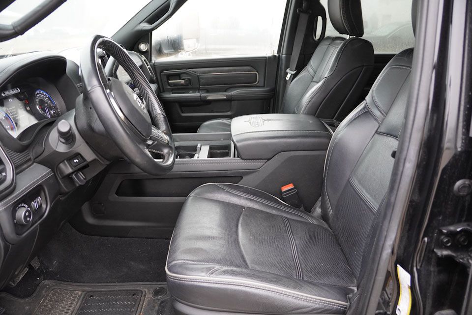 2020 Ram 3500 Limited photo 4