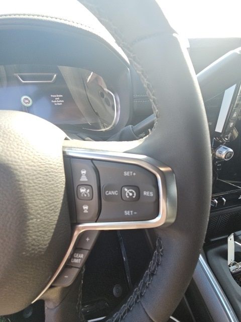 2025 Ram 2500 Laramie photo 11