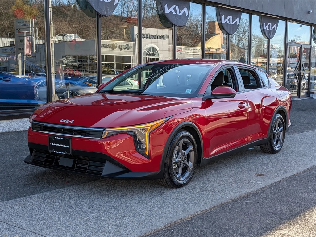2025 Kia K4 LXS