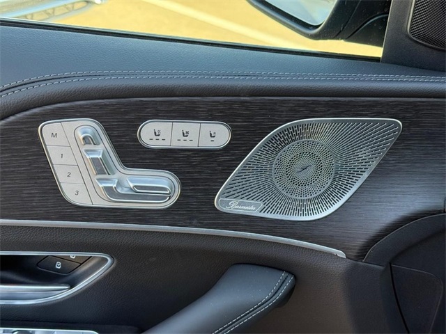 2026 Mercedes Benz GLS 450 4MATIC photo 11