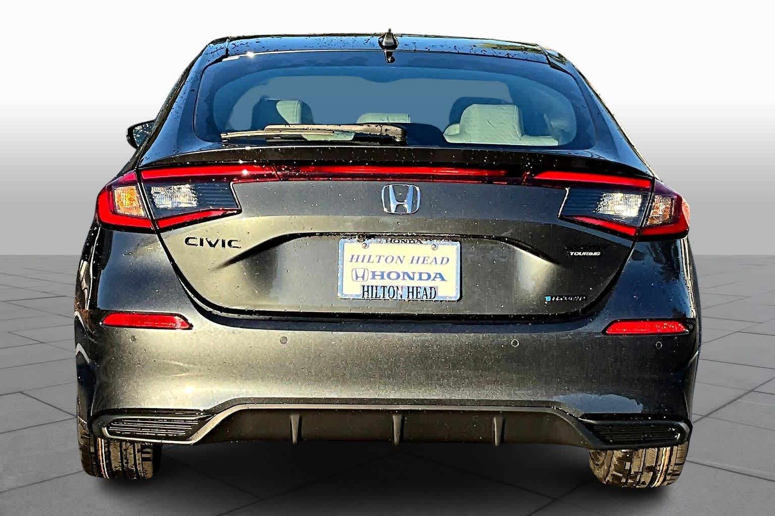 2026 Honda Civic Hatchback Touring Hybrid photo 4