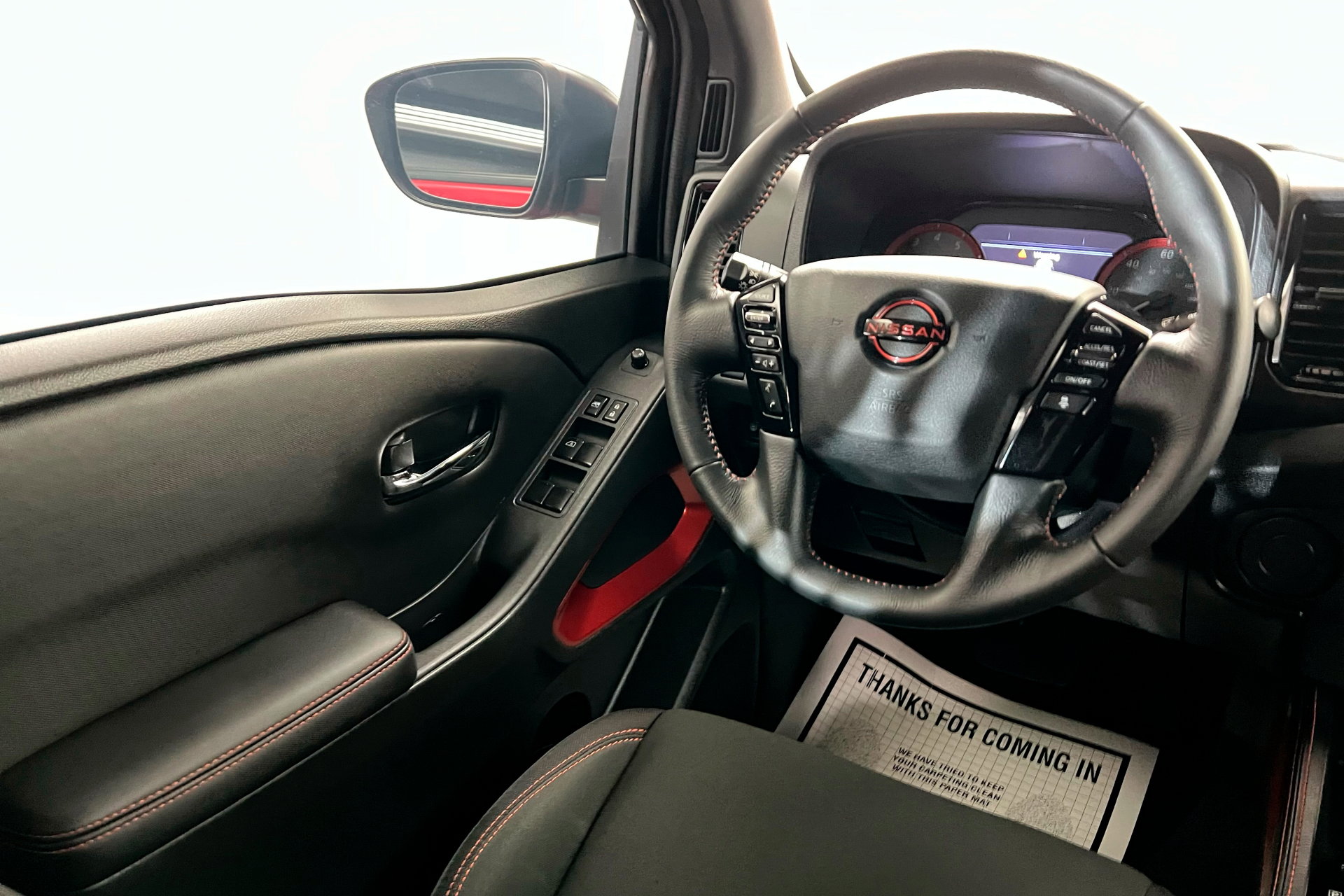 2024 Nissan Frontier PRO-X photo 11