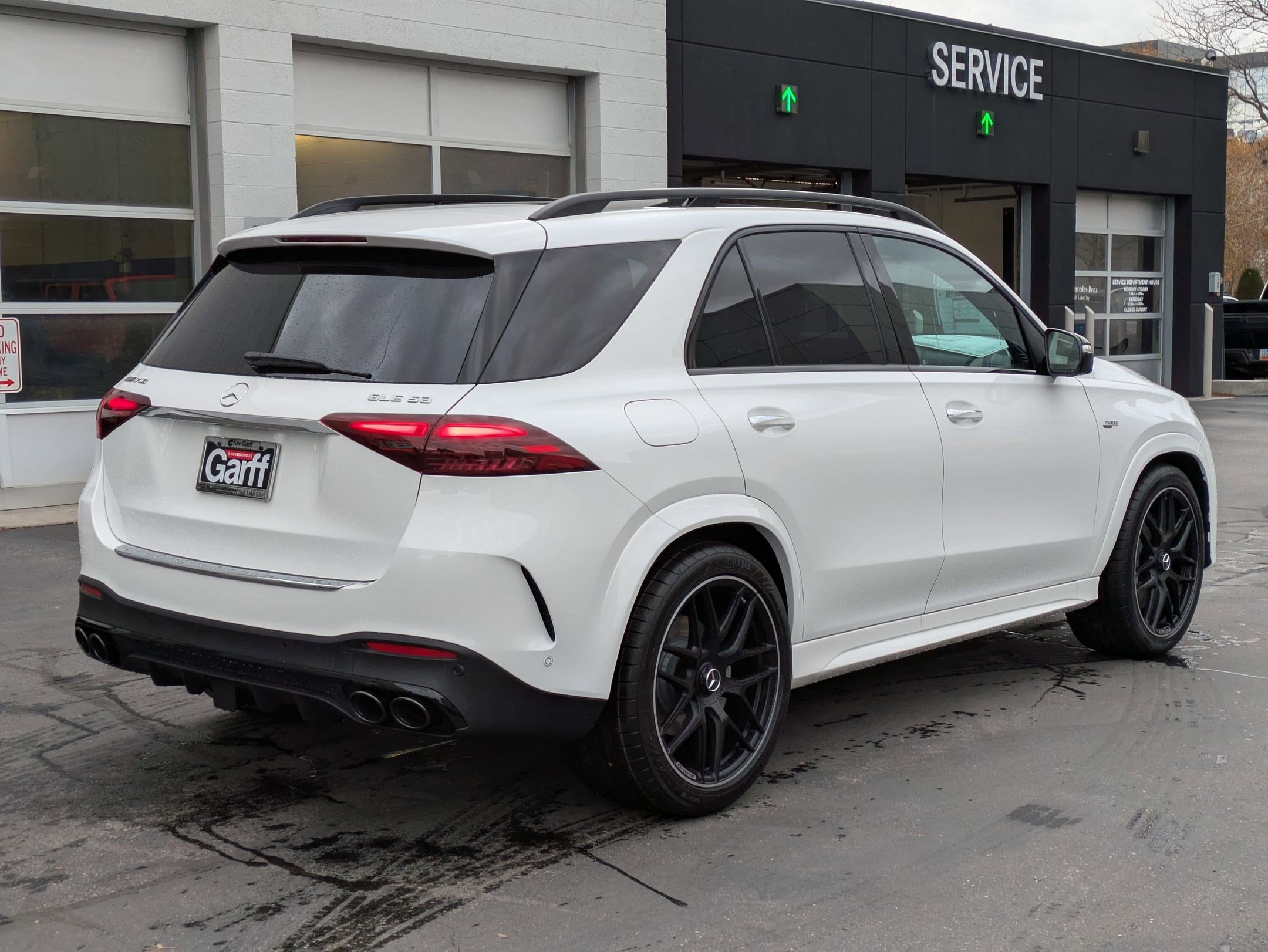 2025 Mercedes Benz GLE AMG photo 3