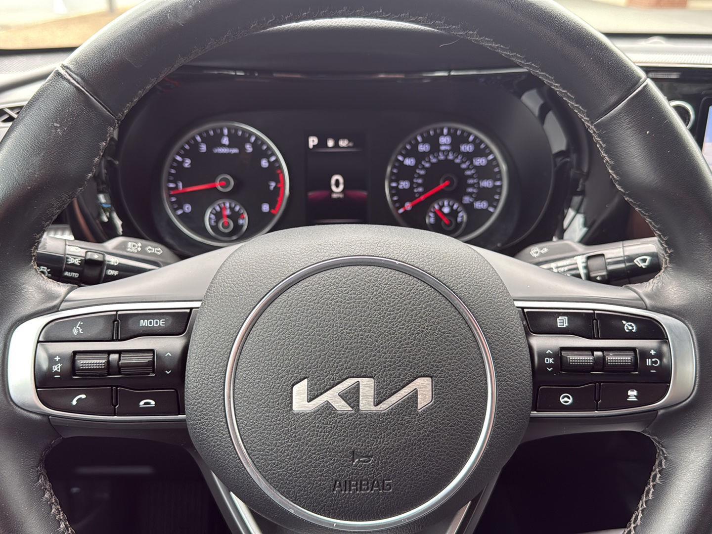 2022 Kia K5 GT-Line photo 17