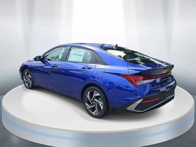 2025 Hyundai Elantra Hybrid SEL Sport photo 3