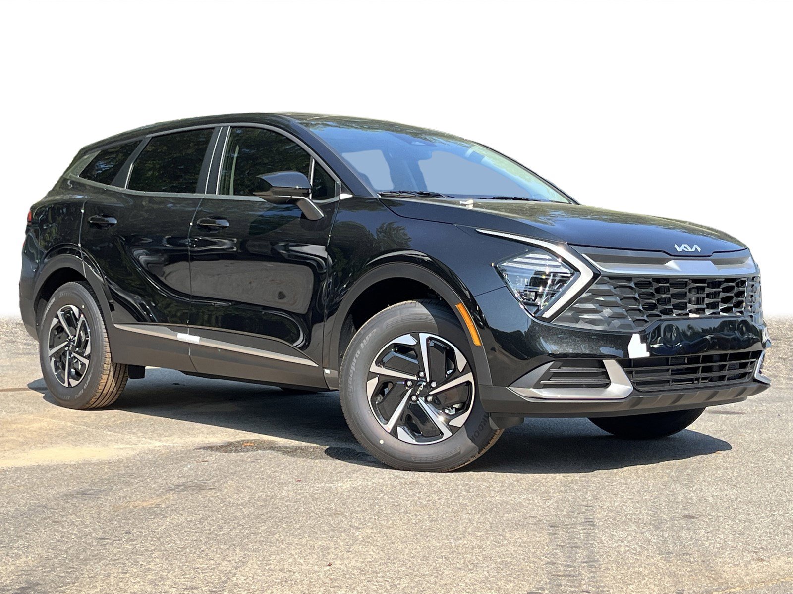 2025 Kia Sportage Hybrid LX photo 2