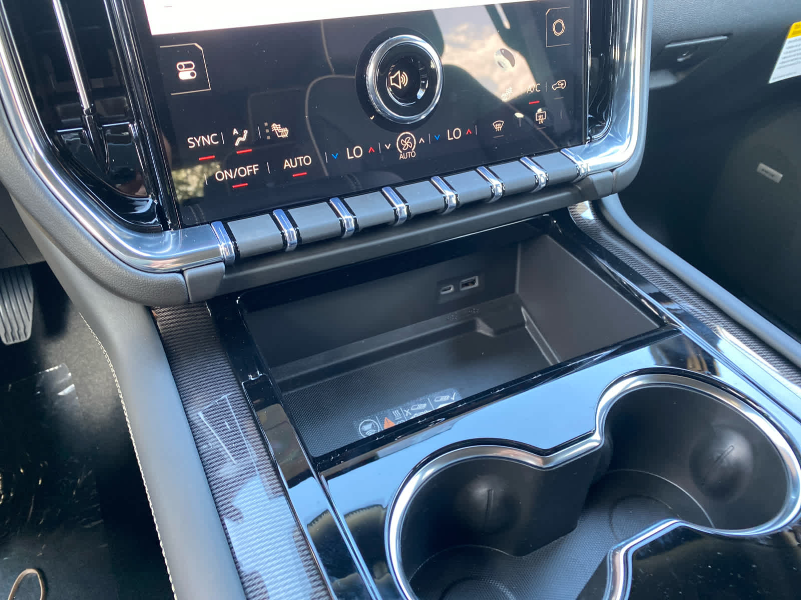 2026 Gmc Yukon photo 16