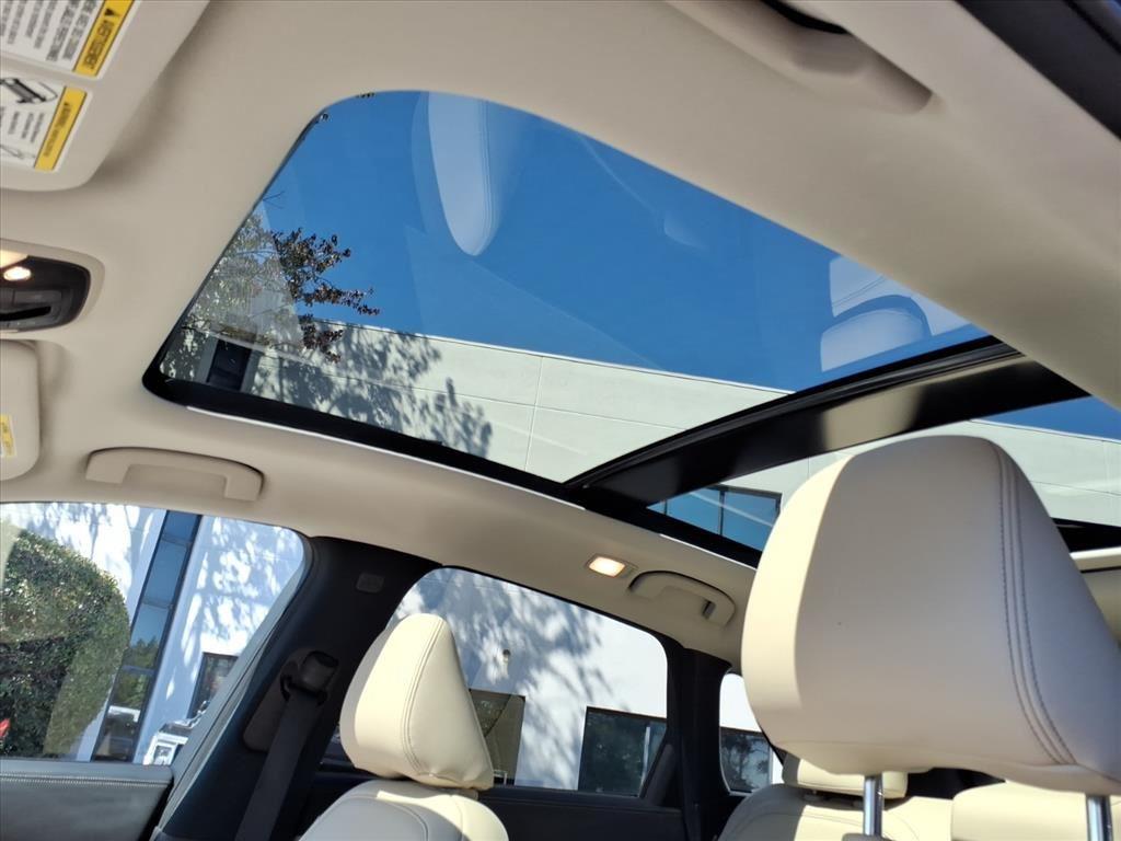 2022 Infiniti QX50 Luxe photo 3