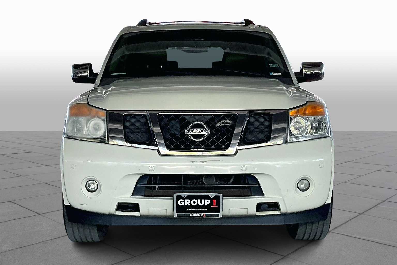 2014 Nissan Armada Platinum photo 2