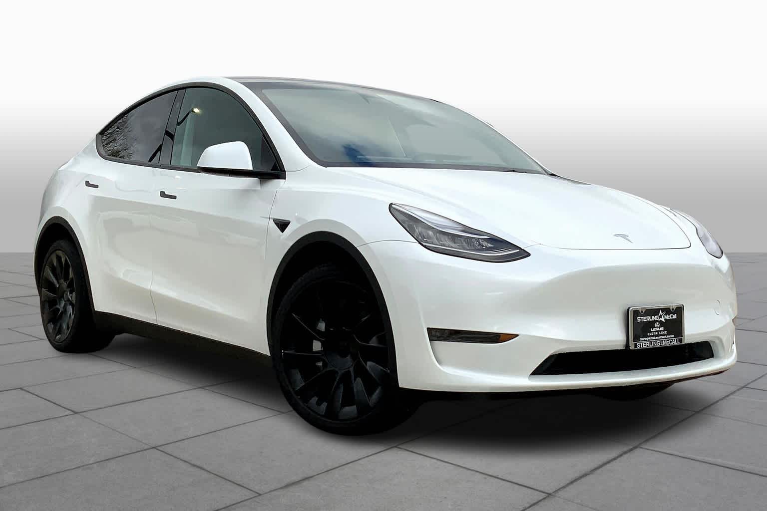 Used 2023 Tesla Model Y Long Range with VIN 7SAYGDEE9PA121275 for sale in Houston, TX