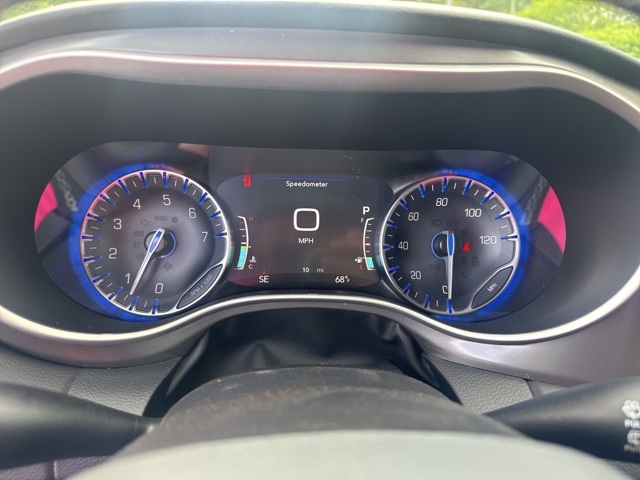 2025 Chrysler Voyager LX photo 19