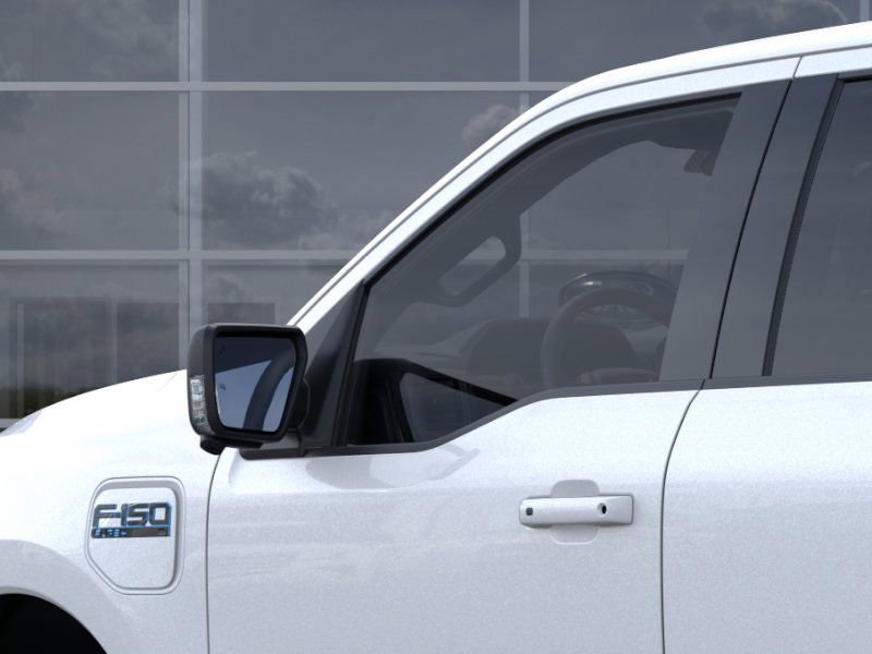 2025 Ford F-150 Lightning photo 20